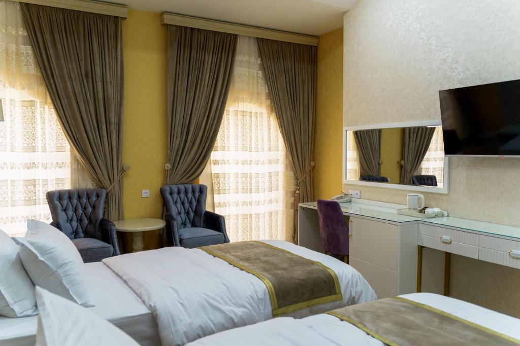 AYNIY Hotel Samarkand 02