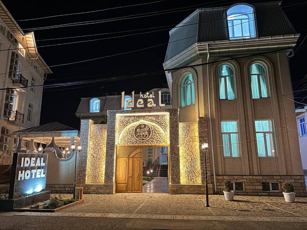 Ideal Hotel