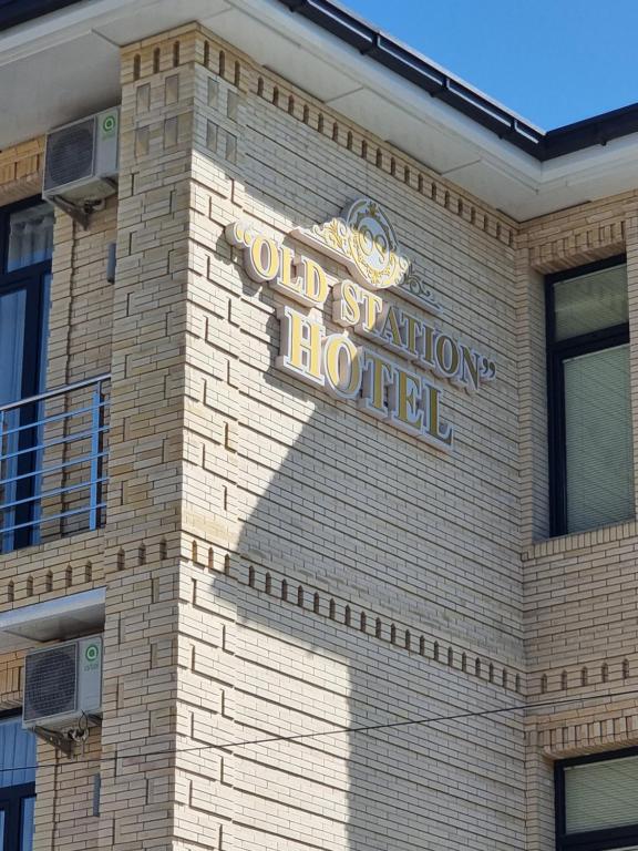 Old Station Hotel