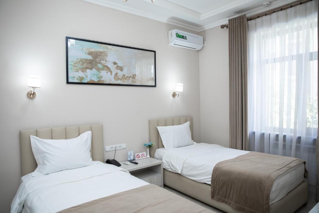 Turon Lux Hotel Samarkand 02